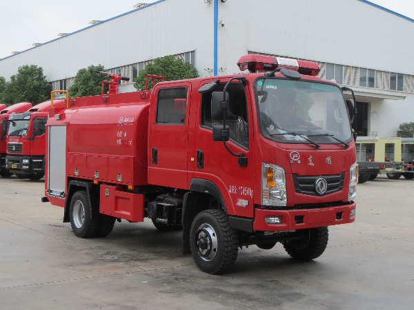 東風四驅(qū)水罐消防車